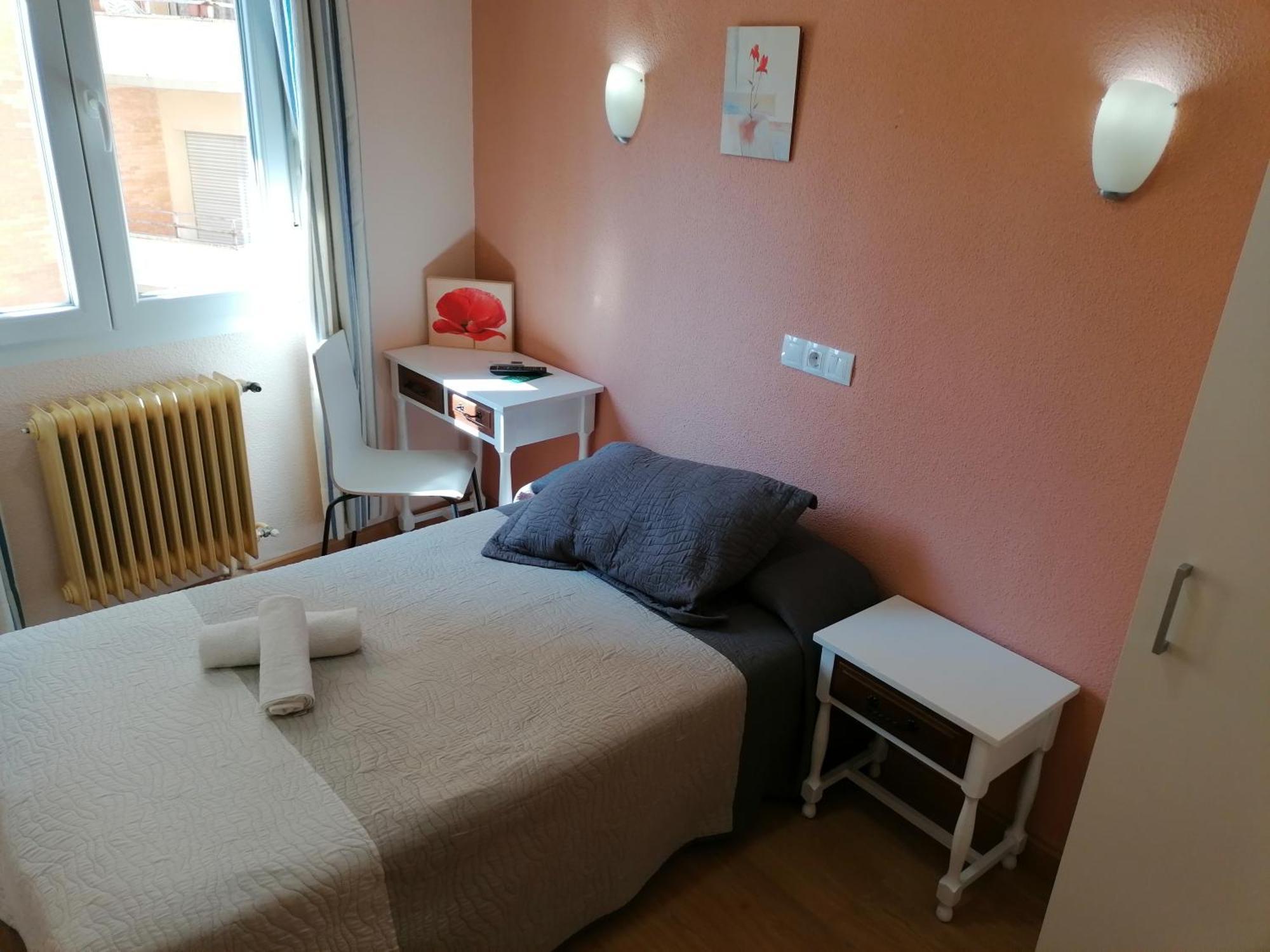 Hostal Hernan Cortes Caces Exterior foto